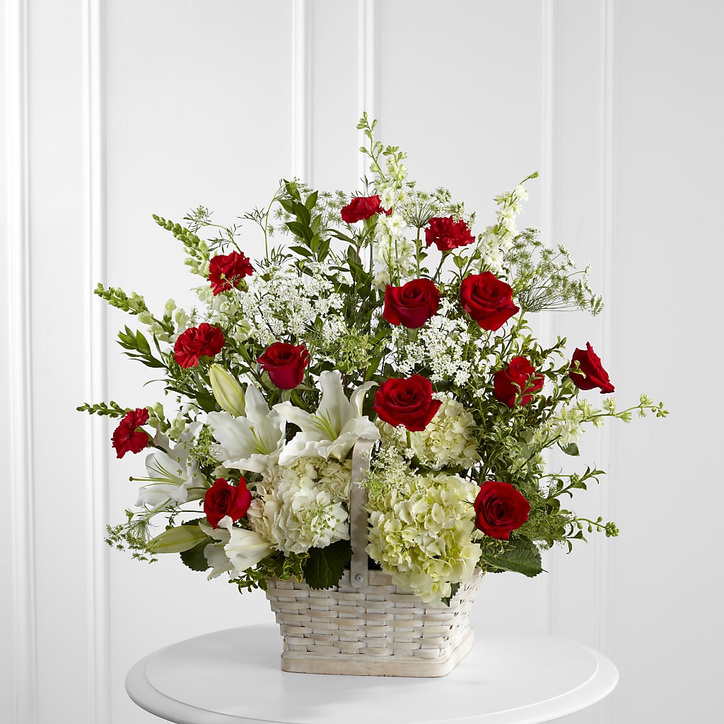In Loving Memory Arrangement – MONA'S BOUQUETS, Bacliff TX