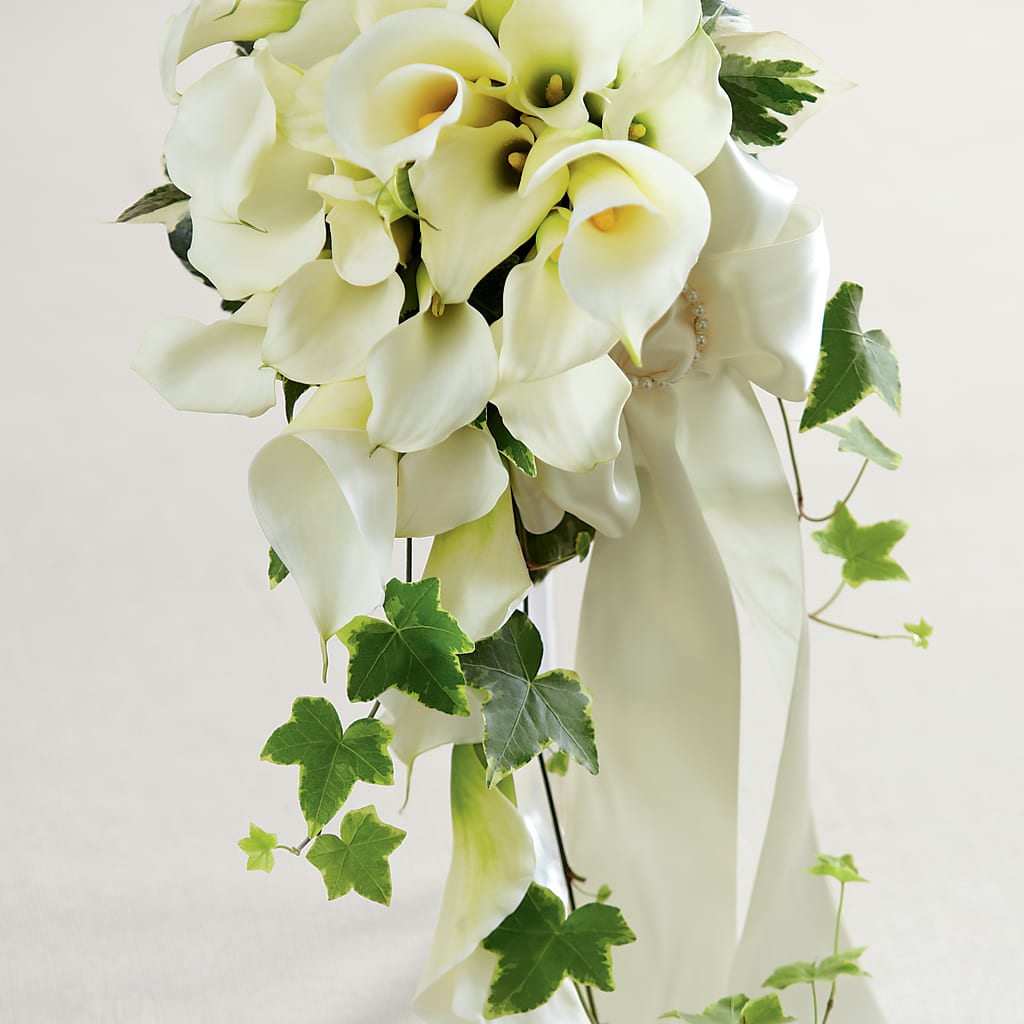 White Chapel Bouquet – MONA'S BOUQUETS, Bacliff TX