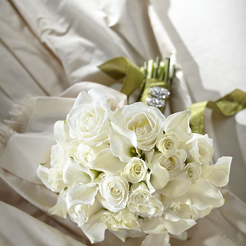 Serene Highness Bouquet – MONA'S BOUQUETS, Bacliff TX