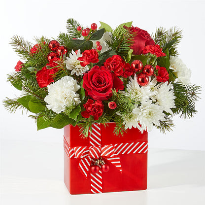 Presents Under the Tree Bouquet – MONA'S BOUQUETS, Bacliff TX