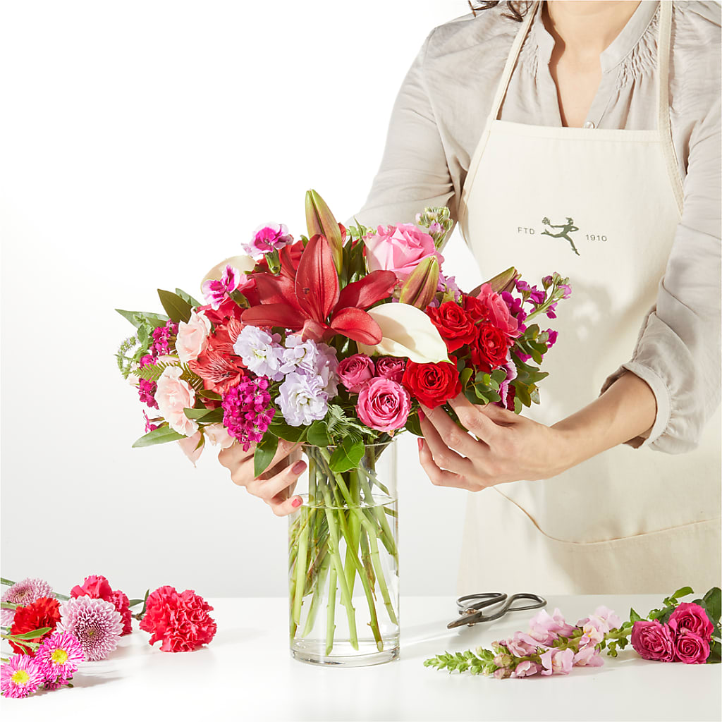 Swooning Over You - A Luxury Florist Original – MONA'S BOUQUETS, Bacliff TX