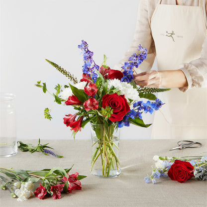 Star Spangled - A Florist Original – MONA'S BOUQUETS, Bacliff TX