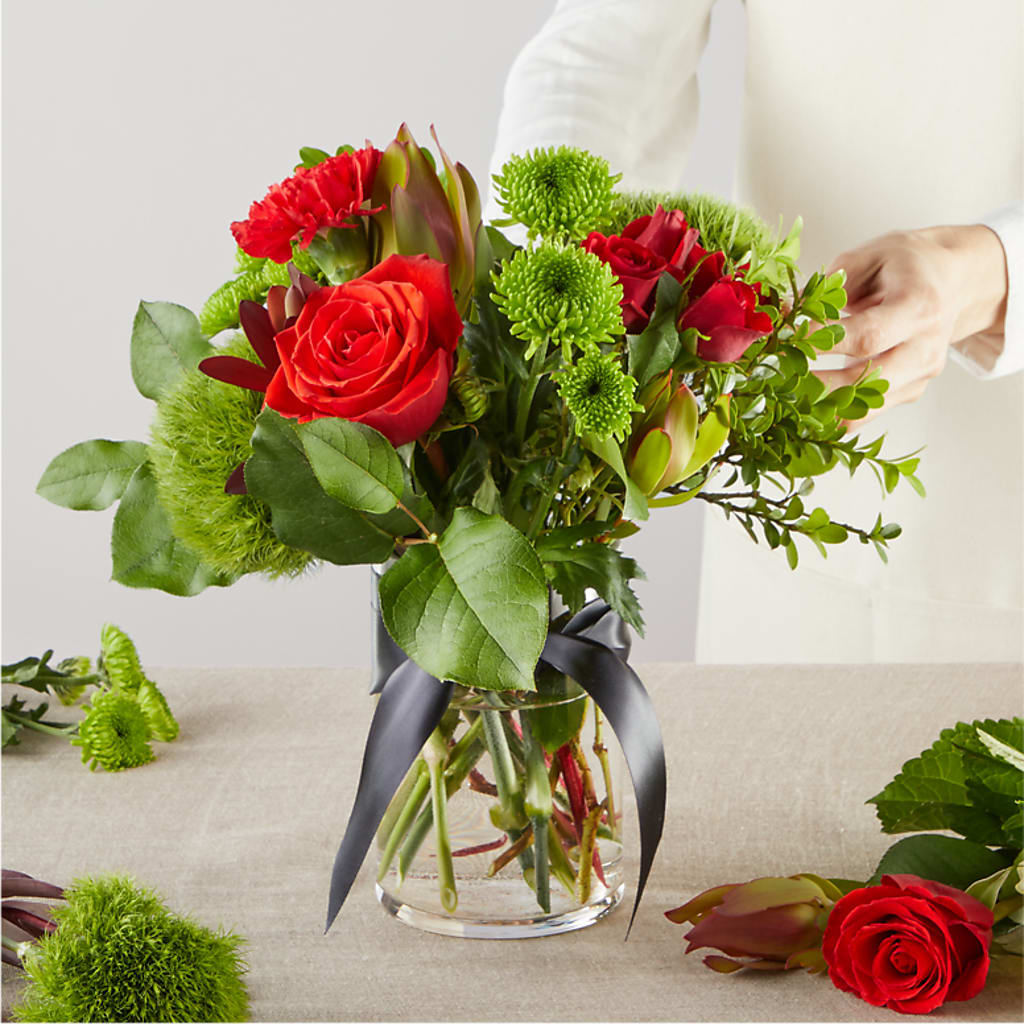 Heritage Kindle – A Florist Original – MONA'S BOUQUETS, Bacliff TX