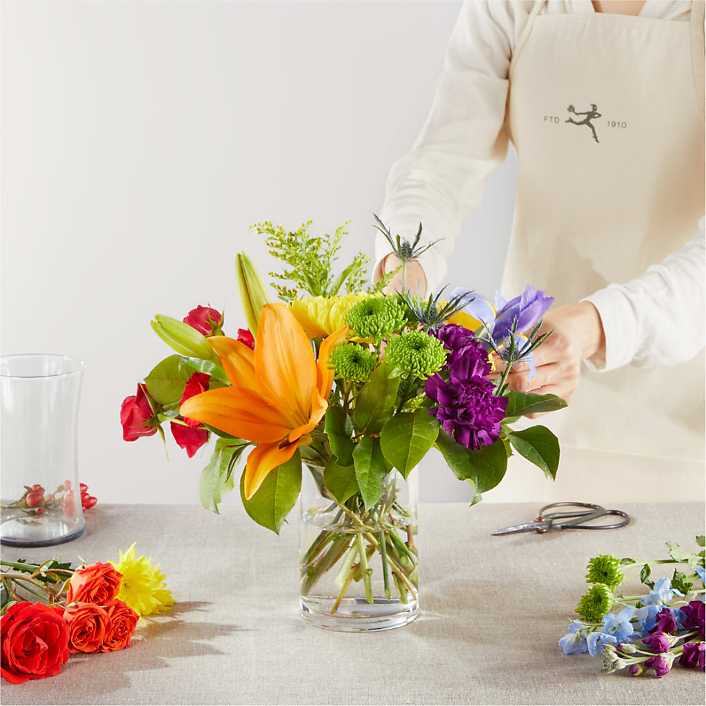 Summer Spectra - A Florist Original – MONA'S BOUQUETS, Bacliff TX