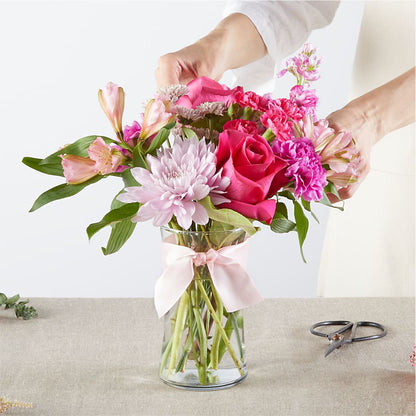 Pink Ribbon - A Florist Original – MONA'S BOUQUETS, Bacliff TX