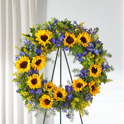 Bright Rays Wreath – MONA'S BOUQUETS, Bacliff TX