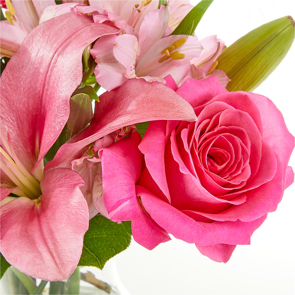 Lots of Love Bouquet – MONA'S BOUQUETS, Bacliff TX