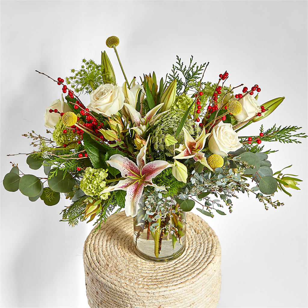 Berry & Bright Bouquet – MONA'S BOUQUETS, Bacliff TX