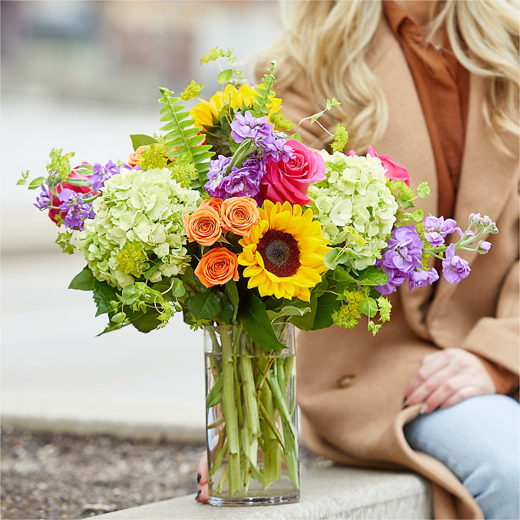 Vibrant Greetings Bouquet – MONA'S BOUQUETS, Bacliff TX