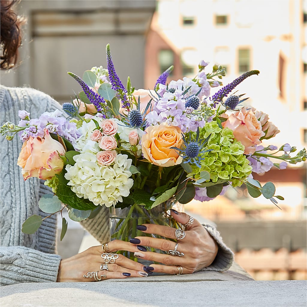 Porch Swing Bouquet – MONA'S BOUQUETS, Bacliff TX