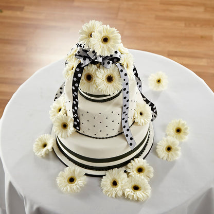 Simple Sophistication Cake Décor – MONA'S BOUQUETS, Bacliff TX