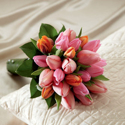 Embraceable Bouquet – MONA'S BOUQUETS, Bacliff TX